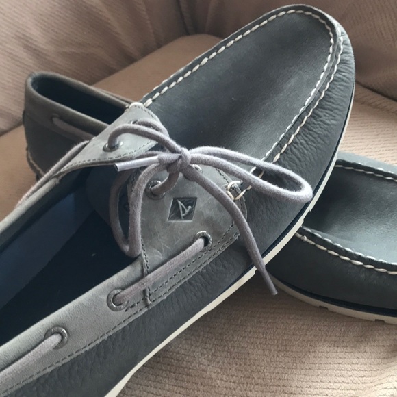😍😍Sperry Topsider’s - Picture 3 of 3